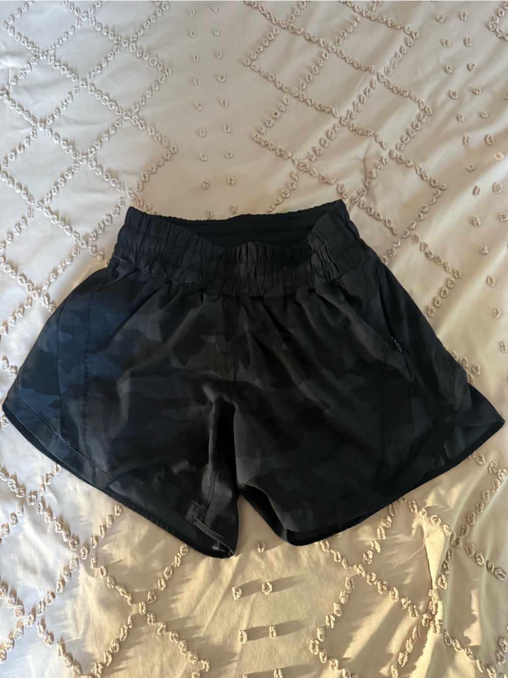 Lululemon track that black camo shorts